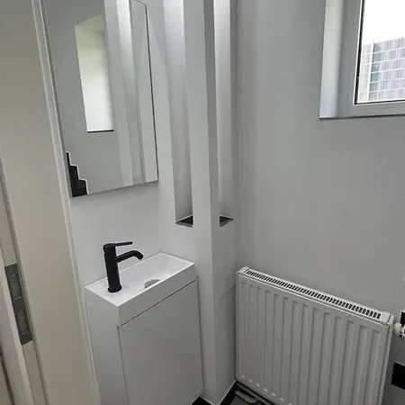 Reihenhaus In Ruhiger Lage