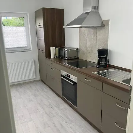 Reihenhaus In Ruhiger Lage Apartman Pinneberg